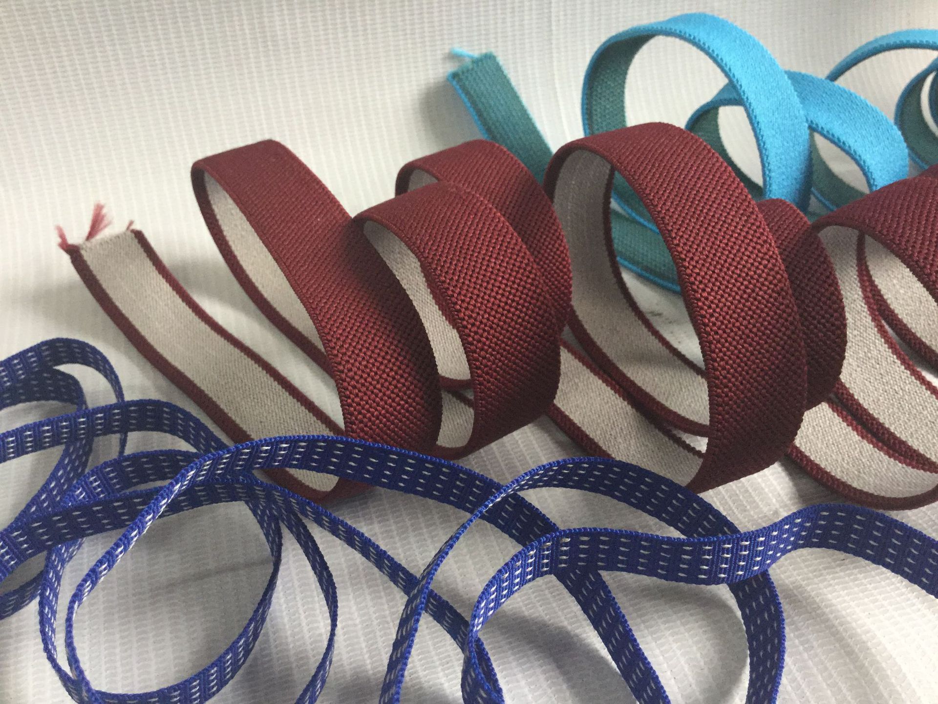 直销鱼丝防静电导电织带 服饰除静电手腕松紧带